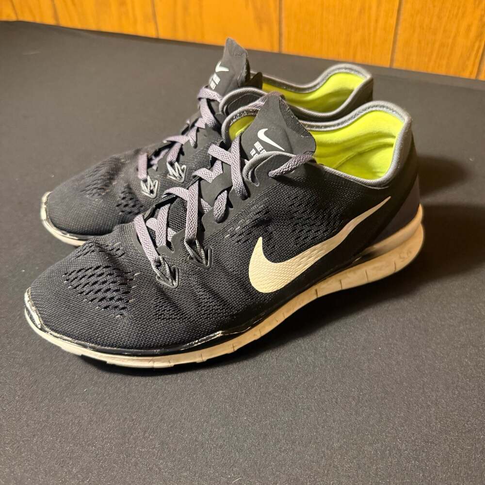 Nike Women's Free TR Fit 5 5.0 Black/Volt Cross Training Shoes